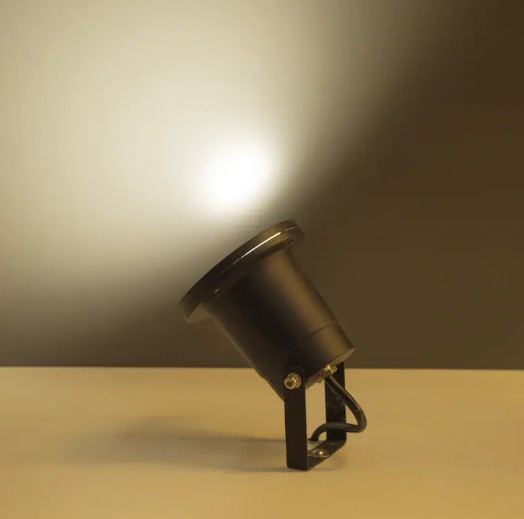 Cum să vă asigurați că Light Spot DL21010 obține o eficiență ridicată și economie de energie?
